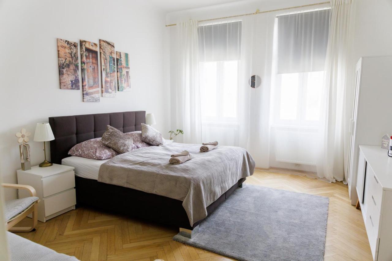 Moonlight Apartment With Porch Near Schoenbrunn And Westbahnhof ウィーン エクステリア 写真