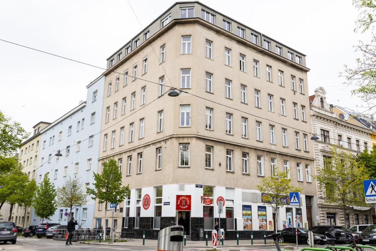 Moonlight Apartment With Porch Near Schoenbrunn And Westbahnhof ウィーン エクステリア 写真